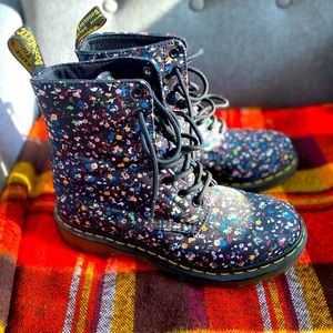 Floral canvas doc marten 1460 8-eye combat boots